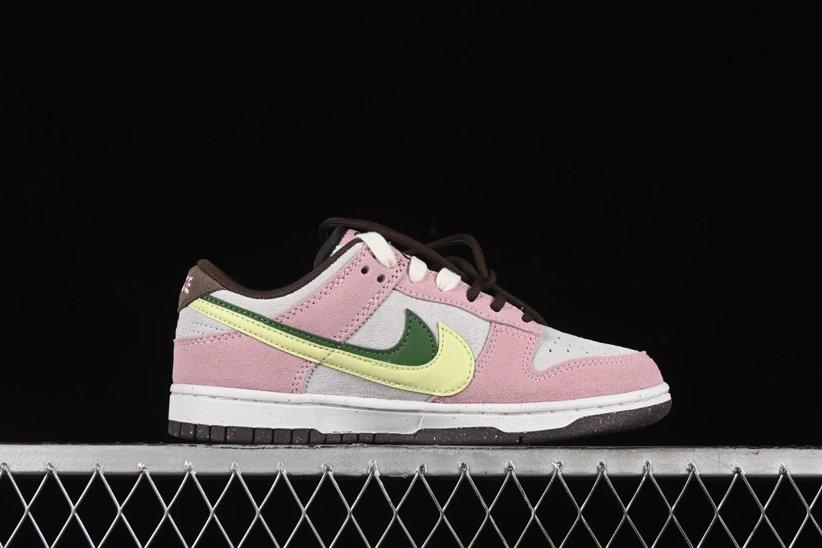 All categories Nk SB Dunk series Nk SB Dunk Low low-top sneakers Nk Dunk Low 85 double hook series Year of the Snake theme SB low-top sports and leisure sneakers HV1799-161